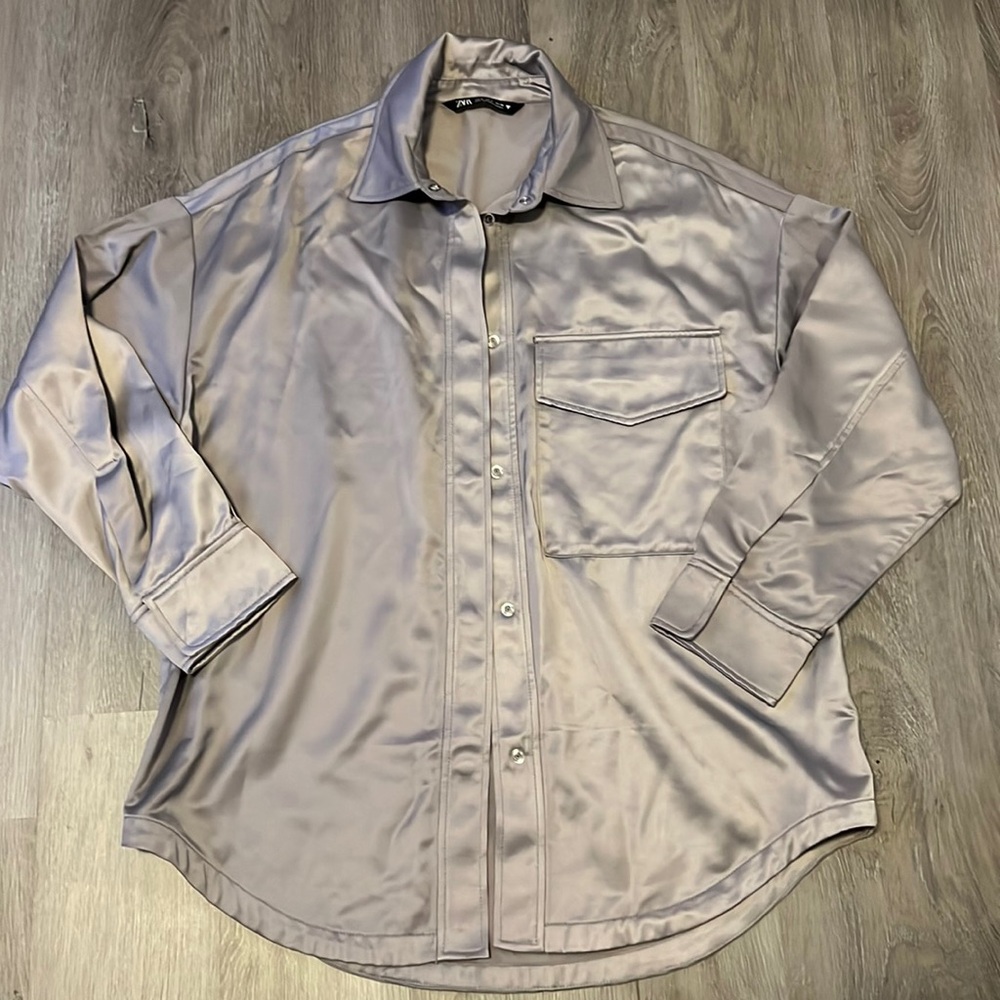 Zara shirt. Size S